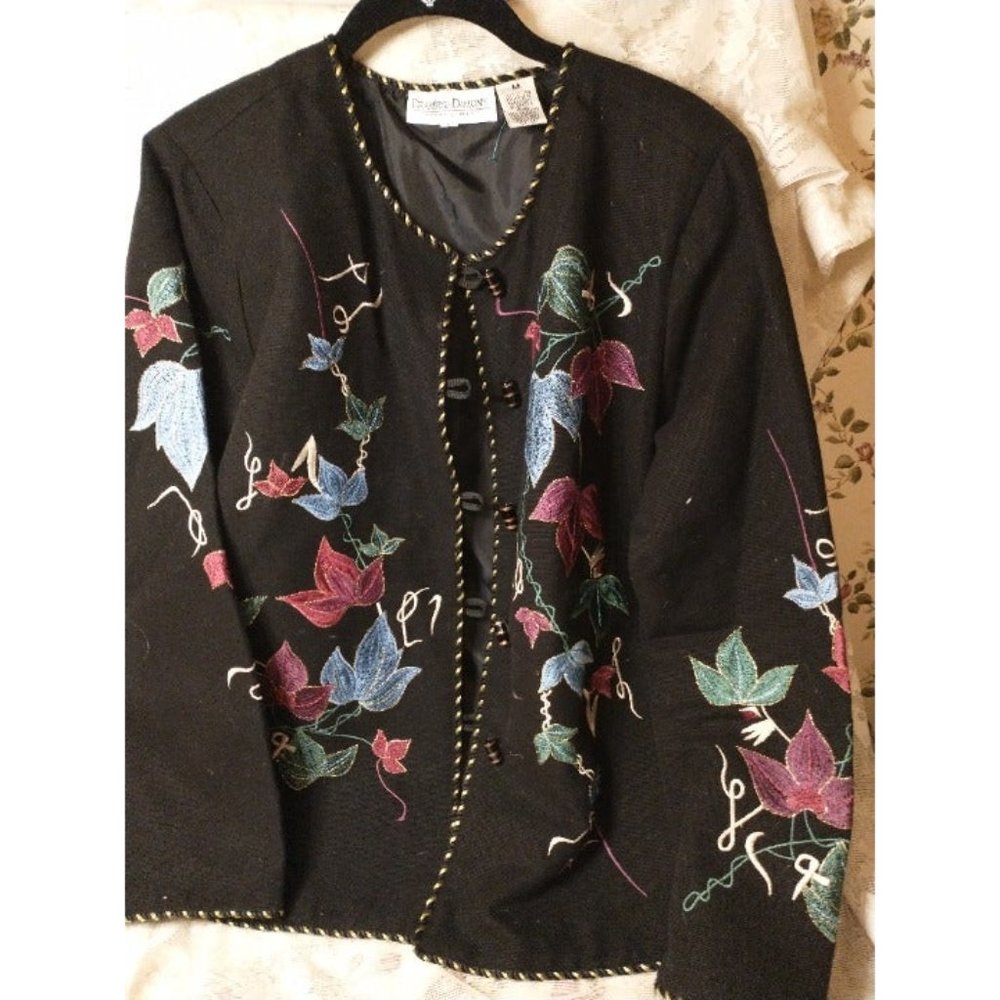 SALE...Draper's & Damon's long sleeve black dresser jacket Leaf design s…